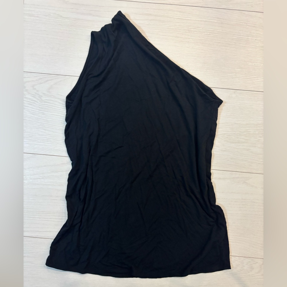 Aritzia Babaton Black Top